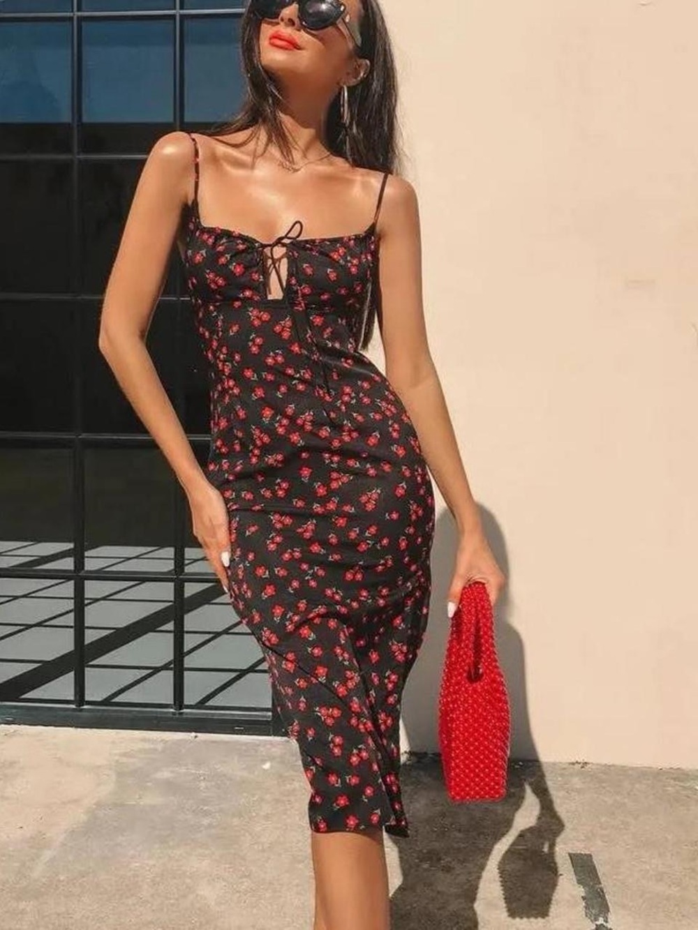 Princess Polly Black Noda Midi Dress in Black/Red Floral Print. **NWT**